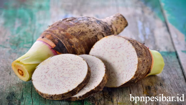 7 Manfaat Talas untuk Kesehatan Tubuh